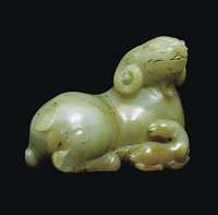 18/19TH CENTURY A JADE CARVING OF A RAM GROUP